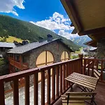 Modern Black Studio Penthouse En Valle De Incles - Parking Gratis L By Bonesvacances