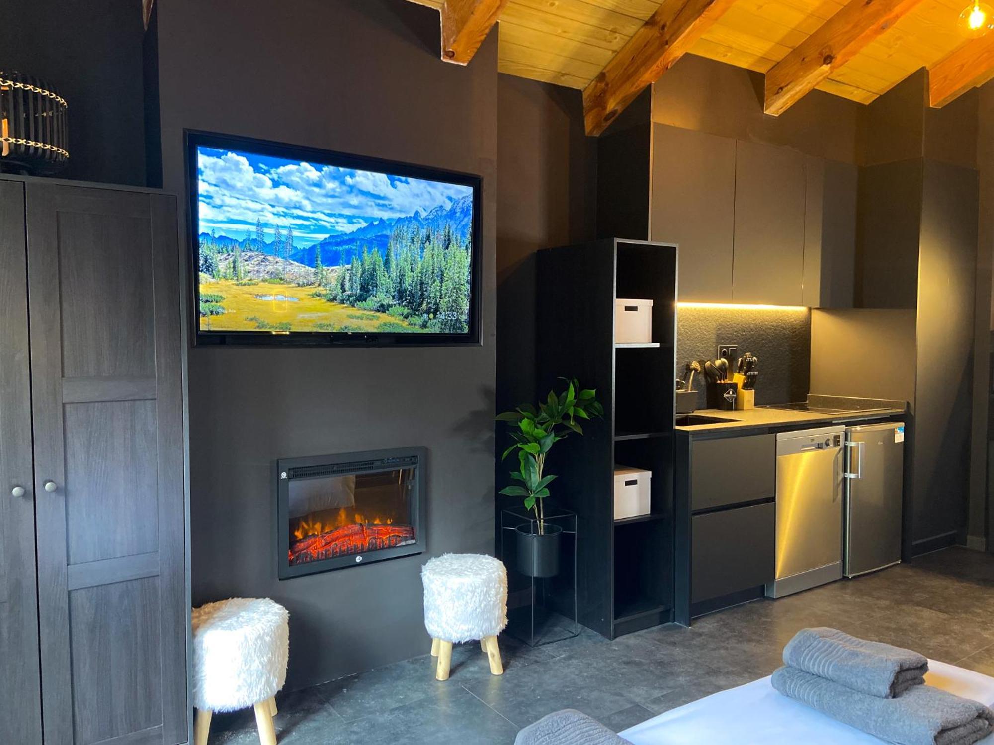 Apartamento Modern Black Penthouse En Valle De Incles - Parking Gratis L By Bonesvacances